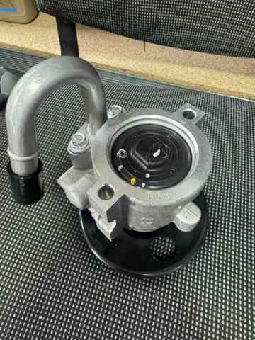 Pompa wspomagania hydraulicznego kierownicy General Motors 95995558