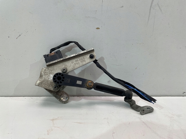 Czujnik położenia pojazdu przedni BMW 6895466 cena, od 78,32 USD