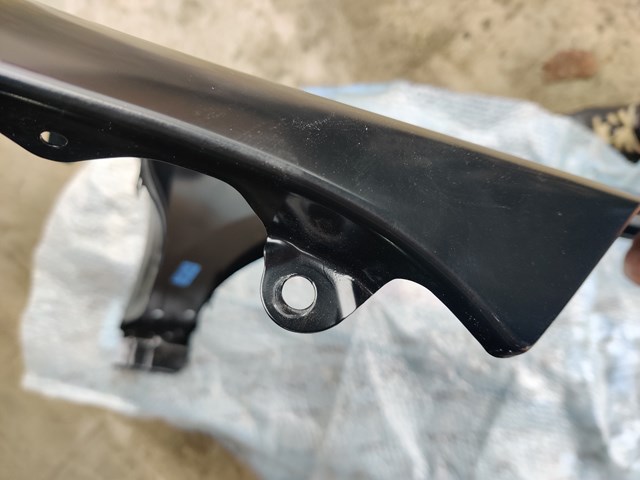  Błotnik przedni lewy Subaru Outback 5