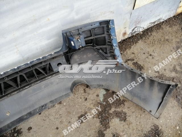 8E5807511 VAG Zderzak przedni