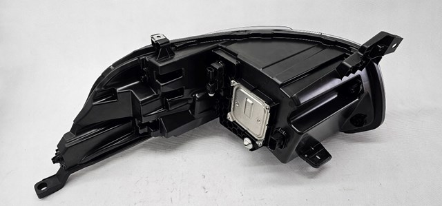 Reflektor prawy Renault (RVI) 260102899R cena, od 655,31 USD