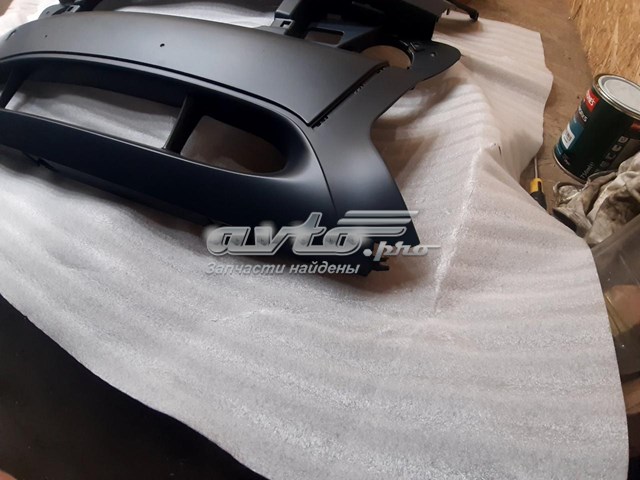 Do koszyka Q0000911V018 Mercedes Zderzak przedni