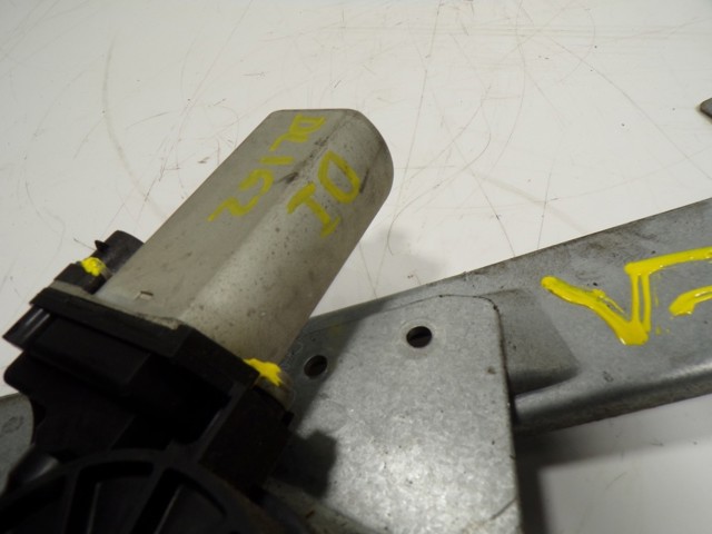 Mechanizm podnoszenia szyby drzwi przednich lewych 807213506R Renault (RVI)
