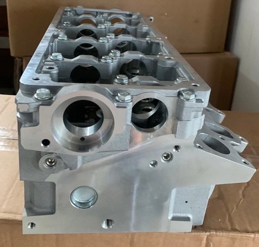 Głowica cylindrów AND 30103119 cena, od 890,78 USD