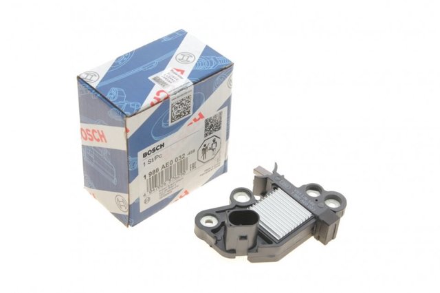 1986AE0032 Bosch Regulator alternatora (przekaźnik ładowania)