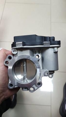 Przepustnica, komplet Chrysler 68366012AA cena, od 97,38 USD