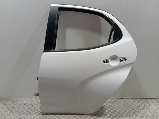 Do koszyka 67004K0060 Toyota Drzwi tylne lewe