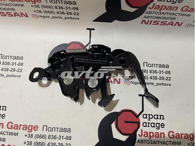  Zamek maski Nissan Qashqai 1