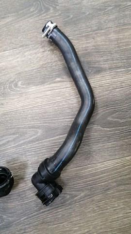 Przewód (króciec) chłodnicy górny Peugeot/Citroen 9812441880 cena, od 32,70 USD
