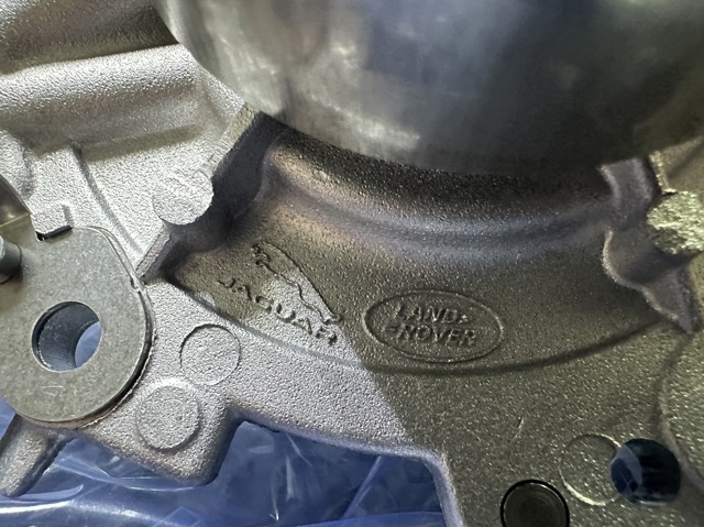 Pompa chłodząca wodna Land Rover 122123458 cena, od 273,78 USD