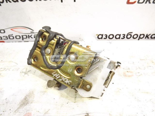 Zamek drzwi tylnych lewych Toyota Avensis I sedana (T22) (1997 - 2003) cena, od 75,04 USD