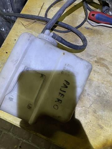  Zbiorniczek wyrównawczy układu chłodzenia Mitsubishi Pajero 3