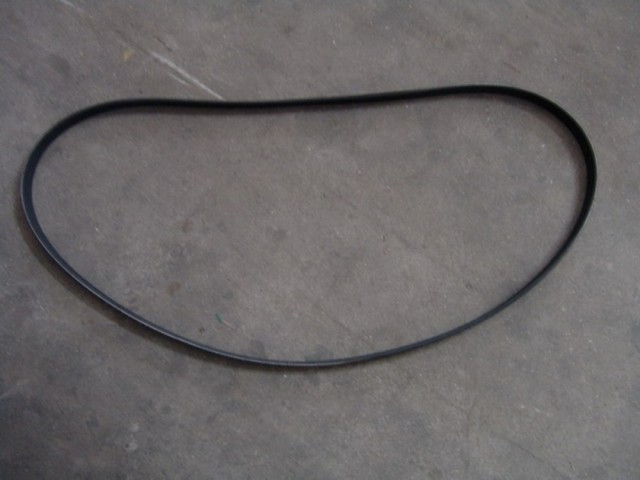 Pas napędowy mechanizmów 113600015702 Geely