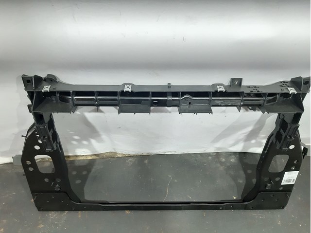 Osłona chłodnicy kompletna (panel mocowania reflektorów) FPS FP3808200 cena, od 196,26 USD