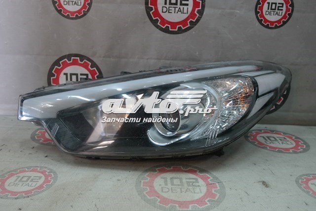 Reflektor lewy TYC 20E334052B cena, od 90,42 USD
