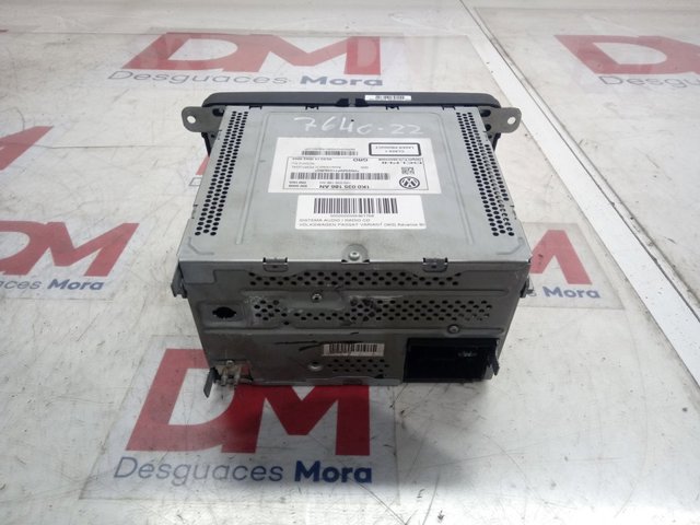 Radioodtwarzacz (radio AM/FM) Volkswagen Passat B7 sedana (362) (2010 - 2016) cena, od 64,70 USD
