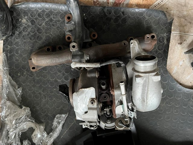 Turbina VAG 04L253056M