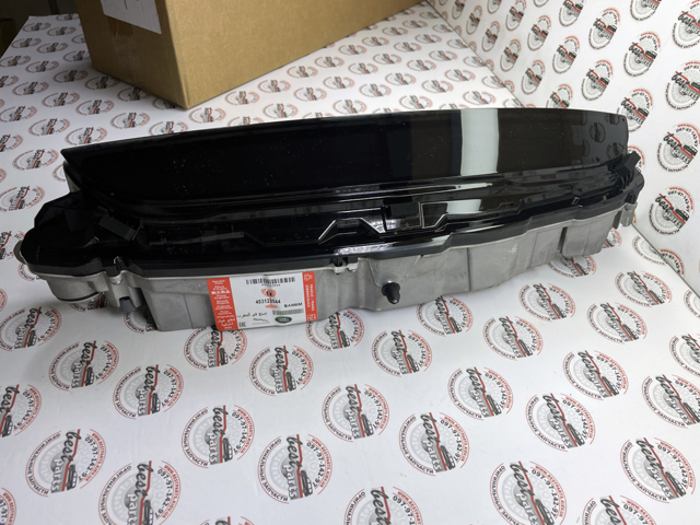  Land Rover LR152172