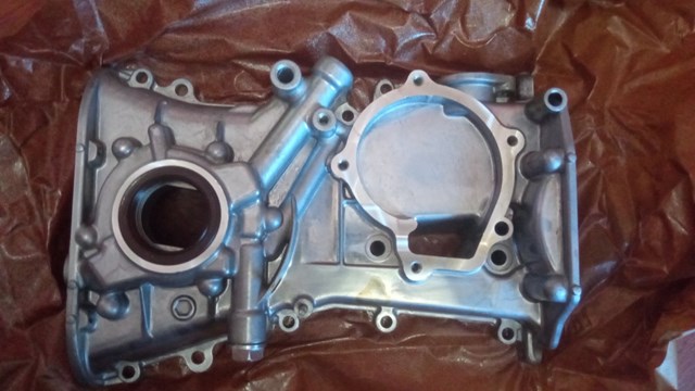 1350053Y00 Nissan/Infiniti Pompa oleju