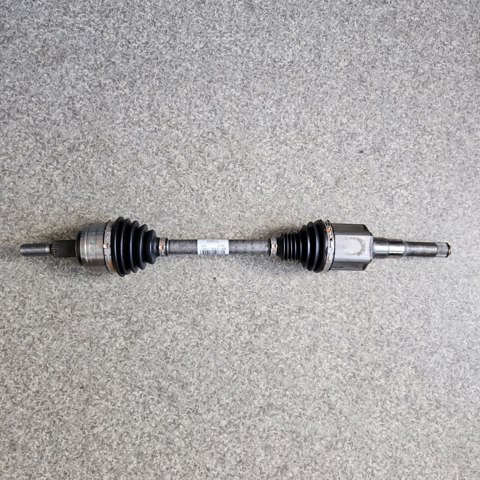 Do koszyka LX6Z3B437B Ford Półoś napędowa przednia lewa