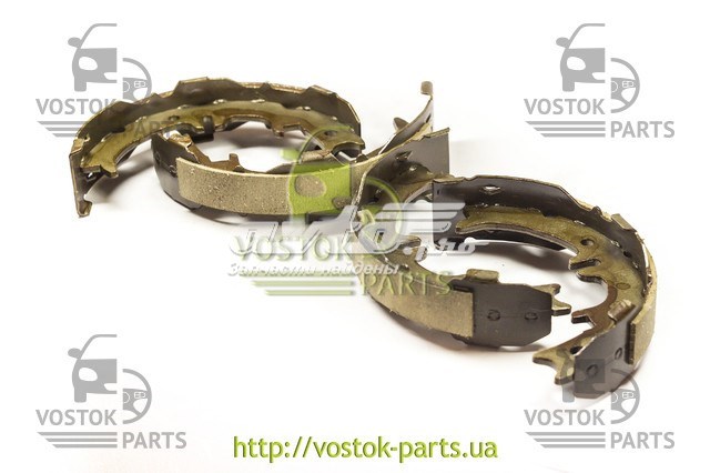 T113502170 Chery Klocki hamulca ręcznego