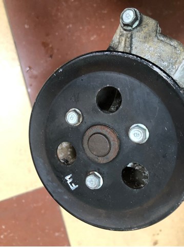  Koło pasowe pompy wodnej Hyundai Sonata 6