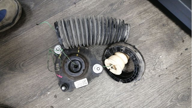 Poduszka amortyzatora przedniego Hyundai/Kia 54610AA000 cena, od 40,75 USD