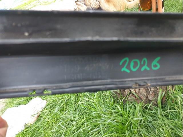 Zderzak tylny 5215942230 Toyota