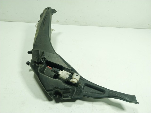 Do koszyka Zbiorniczek spryskiwacza szyb Peugeot 308 II LB, LP, LW, LH, L3