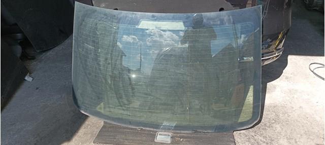 Szyba tylna Volkswagen Passat B6