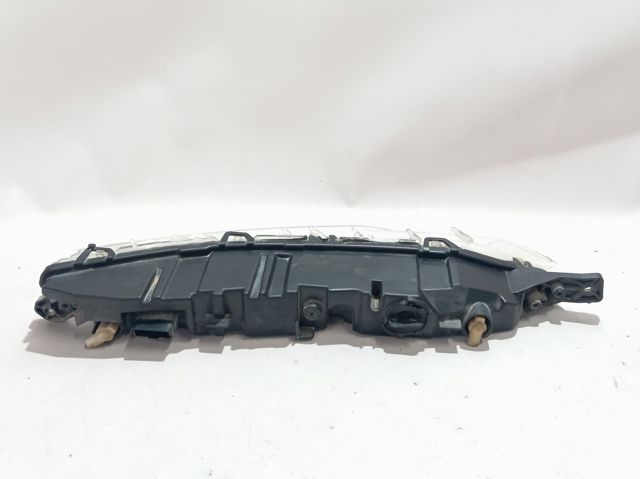 Reflektor do jazdy dziennej lewy 9822653980 Peugeot/Citroen