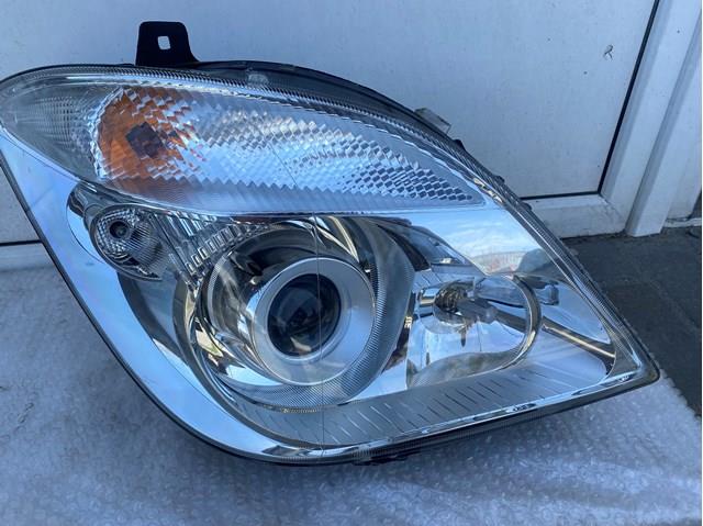 Reflektor prawy Mercedes A9068201061 cena, od 281,20 USD