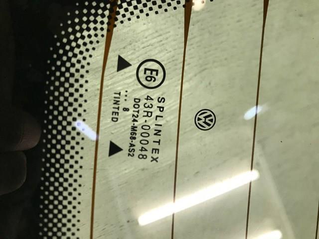 Szyba tylna 3B5845051P VAG