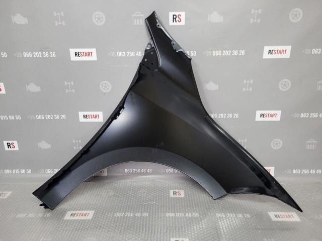 Błotnik przedni lewy Renault Fluence 