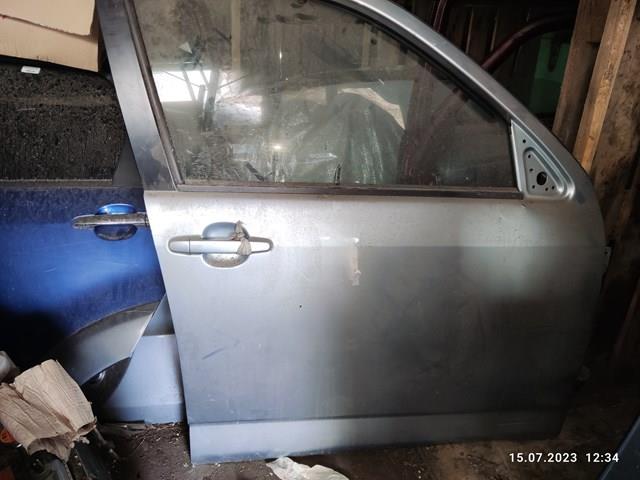 Drzwi przednie prawe Daihatsu Terios II SUV (J2) (2006 - 2018) cena, od 1833,36 USD