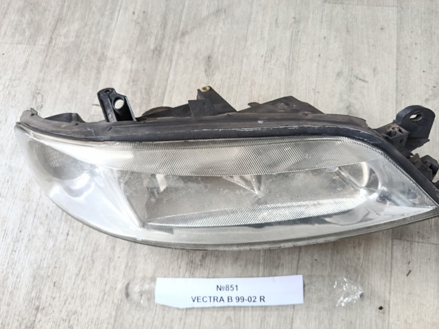 90586845 General Motors Reflektor prawy
