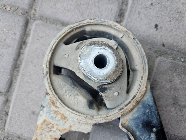 123710R010 Toyota Poduszka (podpora) silnika tylna