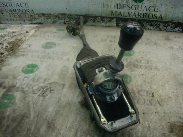 Dźwignia zmiany biegów Audi 80 B3 sedana (89, 89Q, 8A) (1986 - 1991) cena, od 98,24 USD