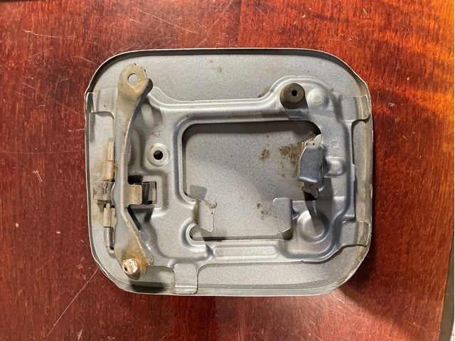 Do koszyka Klapka wlewu paliwa Lexus RX 330/350 U3