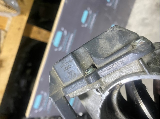 03C133062A VAG Przepustnica, komplet