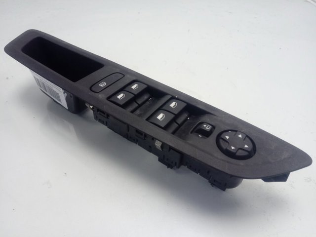 Do koszyka 98349233ZD Peugeot/Citroen Panel przyciskowy sterowania podnośnikiem szyby przedni lewy