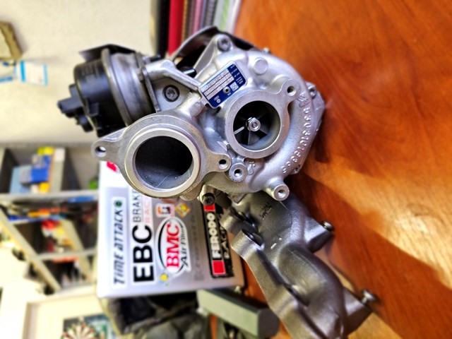 04L253124 VAG Turbina