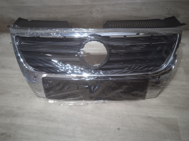 Atrapa chłodnicy Polcar 9555053 cena, od 107,54 USD