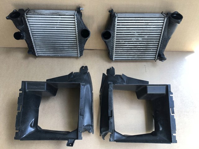 Chłodnica intercoolera 4M0145803BG VAG