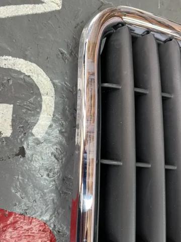 Atrapa chłodnicy do Audi A4 B6 8E2