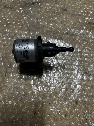 Do koszyka Korektor swiatel Lexus LX 570 URJ201