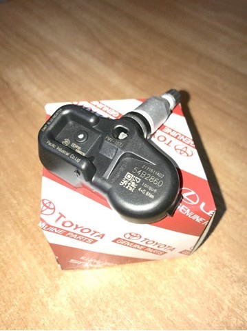 Czujnik ciśnienia w oponach Toyota PMV107J cena, od 56,19 USD