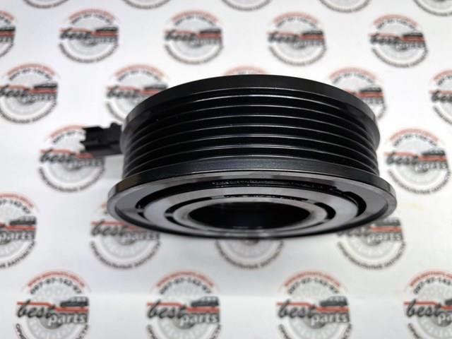 Koło pasowe sprężarki klimatyzacji LR027782 Land Rover