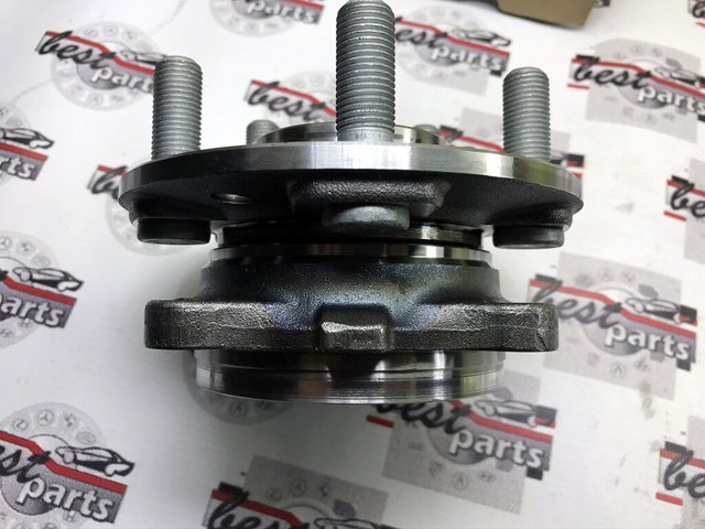 Piasta przednia Land Rover LR122586 cena, od 197,15 USD