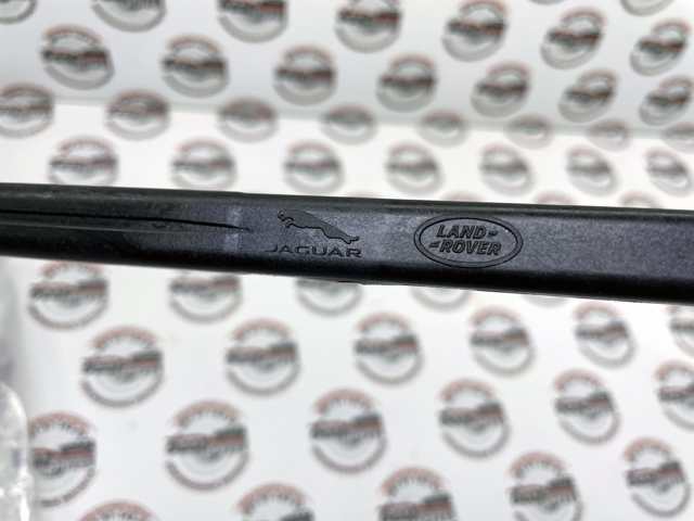 Łącznik stabilizatora przedniego Land Rover LR186856 cena, od 117,64 USD